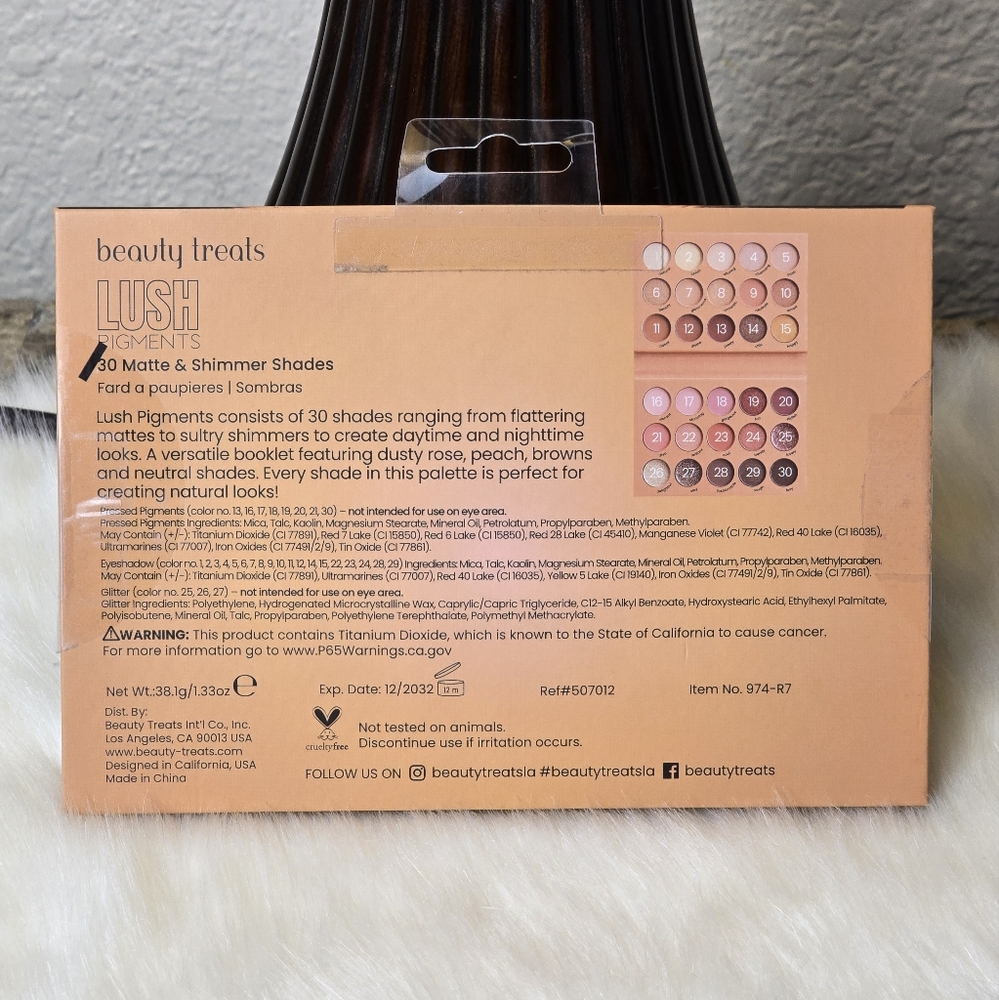 💓Beauty Treats Lush Pigments 30 matte & shimmer eyeshadow Palette 💓 - Picture 3 of 9